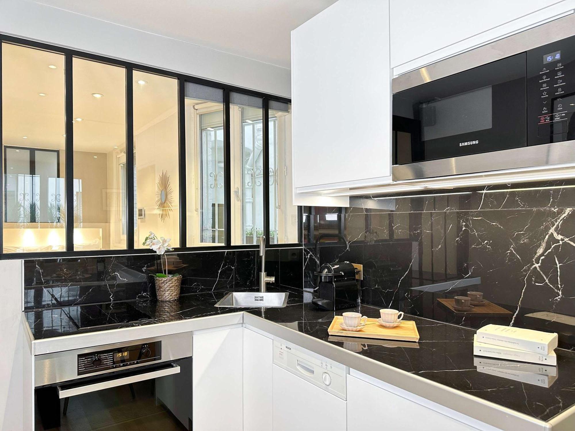 Deluxe Apartment Near The Tour Eiffel Париж Екстериор снимка
